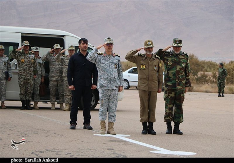 رزمایش تاکتیکی نیروی زمینی سپاه آغاز شد/ سرلشکر باقری از یگانها سان دید رزمایش تاکتیکی نیروی زمینی سپاه آغاز شد/ سرلشکر باقری از یگانها سان دید