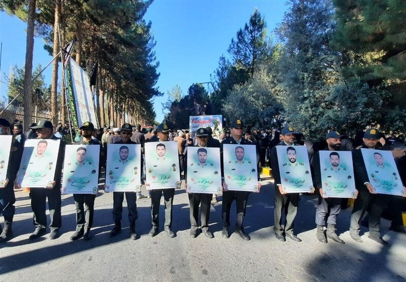 شهادت ۶۷ پلیس از ابتدای سال جاری تا کنون شهادت ۶۷ پلیس از ابتدای سال جاری تا کنون
