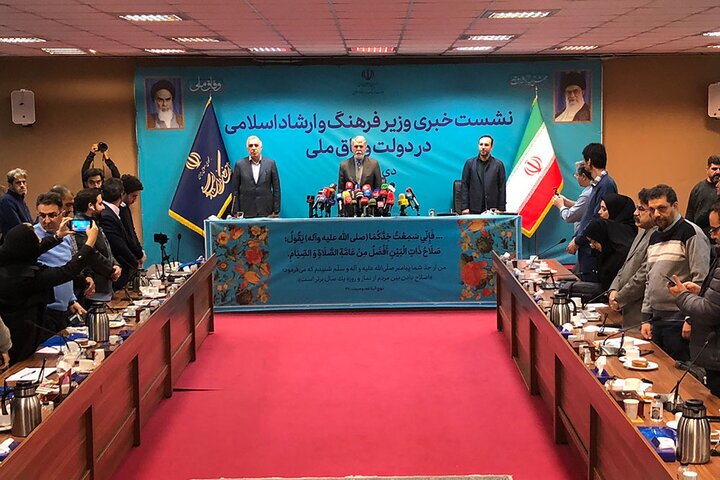 سیدعباس صالحی مطرح کرد؛
فروش بالای کمدی‌ها مایه افتخار نیست