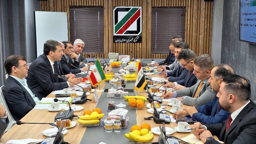 در دیدار روسای کل گمرکات ایران و عراق صورت گرفت
توافقات جدید گمرکی میان ایران و عراق برای تسهیل تجارت