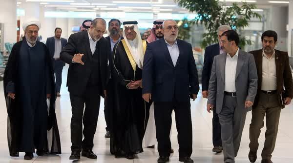 سعودی‌ها عمره‌گزاران ایرانی را با پرواز ایران‌ایر پذیرش کردند؛ حضور سفیر عربستان در فرودگاه امام