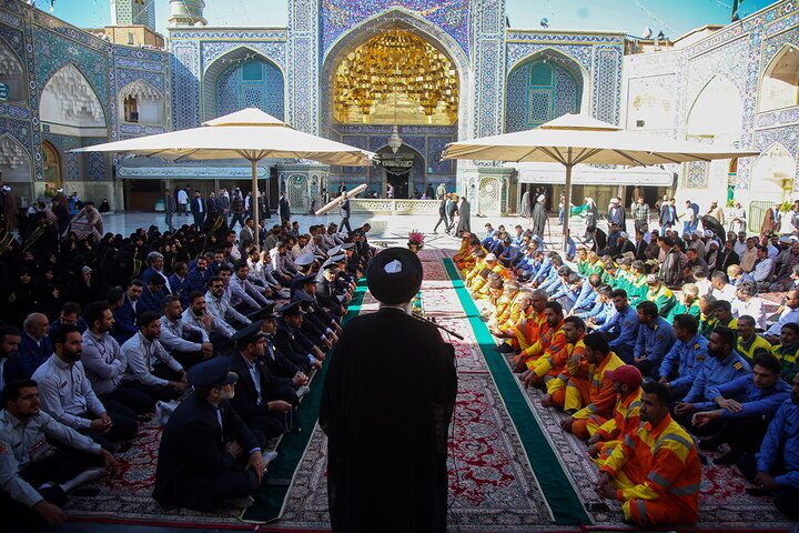 در آستانه میلاد امام رضا(ع) برگزار شد؛
خطبه‌خوانی خادمان حرم بانوی کرامت باحضور دستگاه‌های اجرایی+تصاویر