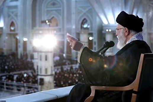 رهبر انقلاب در حرم امام(ره): فلسطینیها در طوفان الاقصی دشمن را به کنج میدان بردند رهبر انقلاب در حرم امام(ره): فلسطینیها در طوفان الاقصی دشمن را به کنج میدان بردند