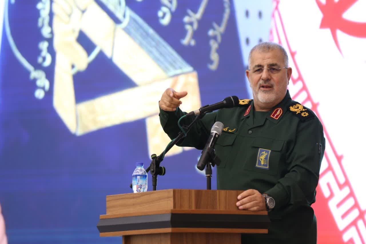 سردار پاکپور: روند بروزرسانی قدرت و همگون سازی توانمندی متناسب با تهدیدات نوین توقفناپذیر است سردار پاکپور: روند بروزرسانی قدرت و همگون سازی توانمندی متناسب با تهدیدات نوین توقفناپذیر است