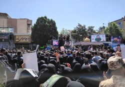 شکوه حضور در تشییع شهید موسوی شکوه حضور در تشییع شهید موسوی