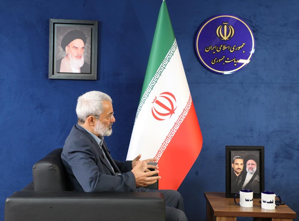 گفت و گوی زنده تصویری گفت و گوی زنده تصویری