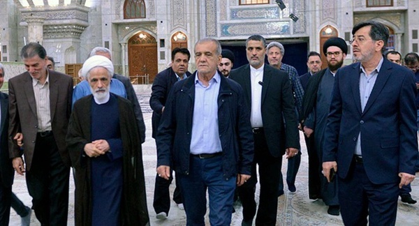 تجدید میثاق رئیس جمهور و هیئت دولت با امام(ره) تجدید میثاق رئیس جمهور و هیئت دولت با امام(ره)