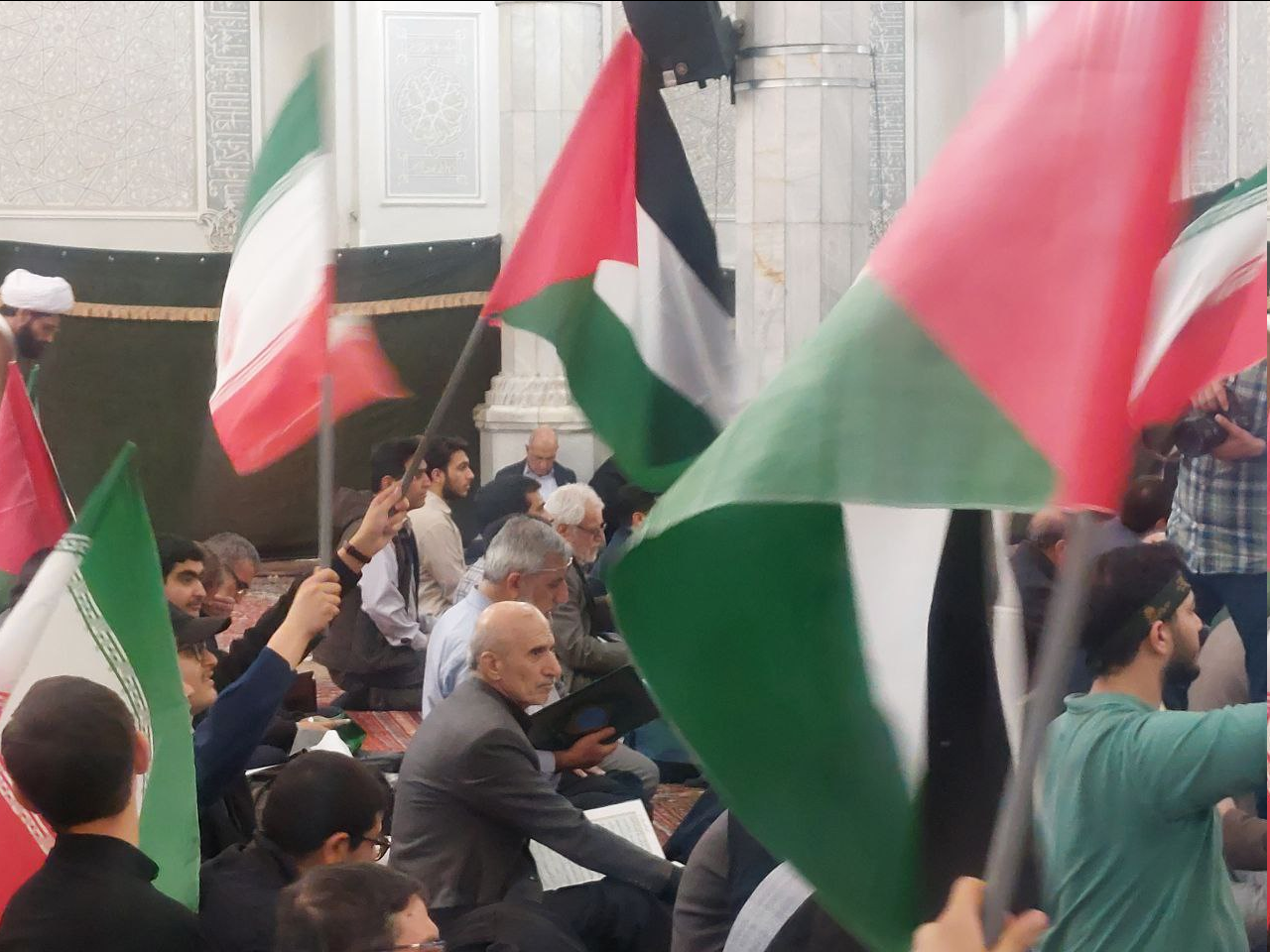 برگزاری مراسم چهلم شهادت سید حسن نصرالله و سردار نیلفروشان با حضور شخصیتهای کشوری و لشکری برگزاری مراسم چهلم شهادت سید حسن نصرالله و سردار نیلفروشان با حضور شخصیتهای کشوری و لشکری