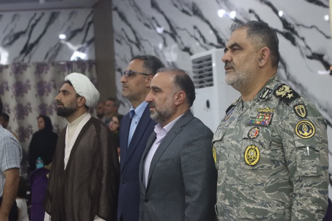 دریادار ایرانی: شیطان را همچون آل فرعون در دریا غرق خواهیم کرد دریادار ایرانی: شیطان را همچون آل فرعون در دریا غرق خواهیم کرد