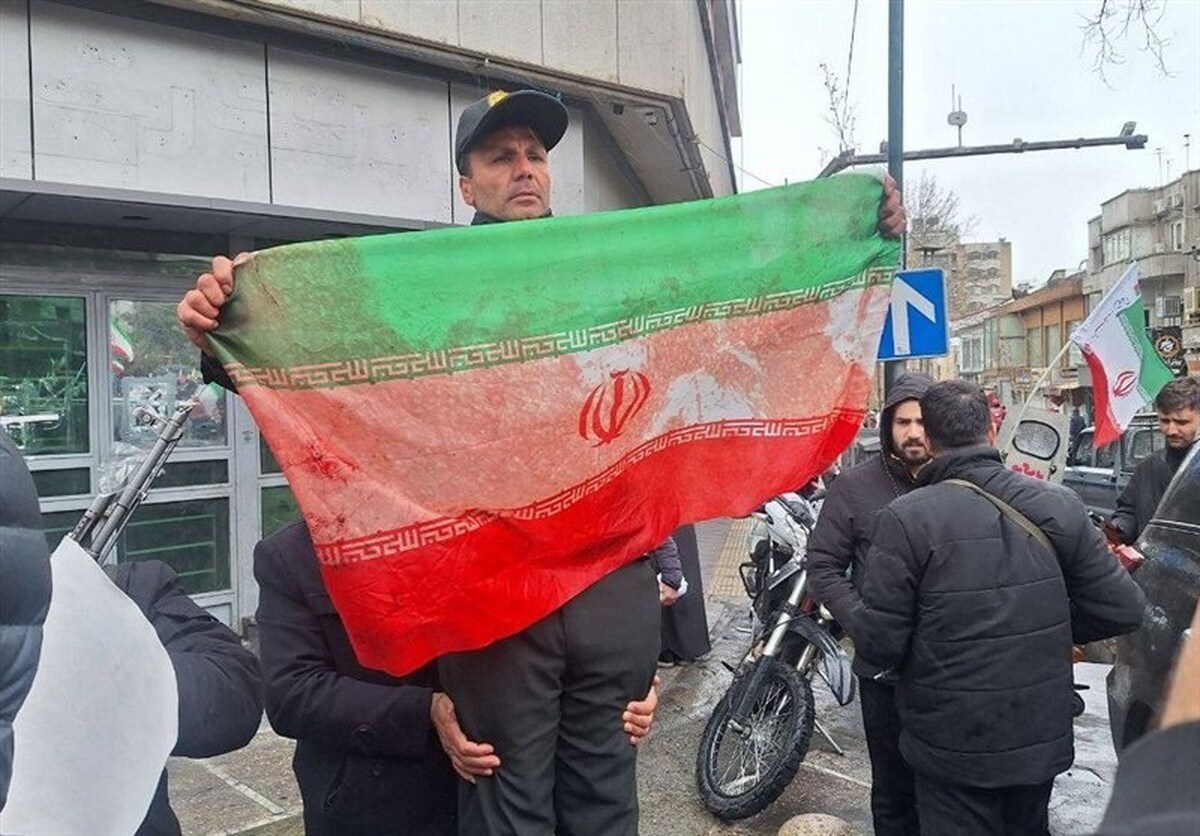شهادت یک بانوی ایرانی در حمله به محدوده راهپیمایی روز قدس تهران شهادت یک بانوی ایرانی در حمله به محدوده راهپیمایی روز قدس تهران