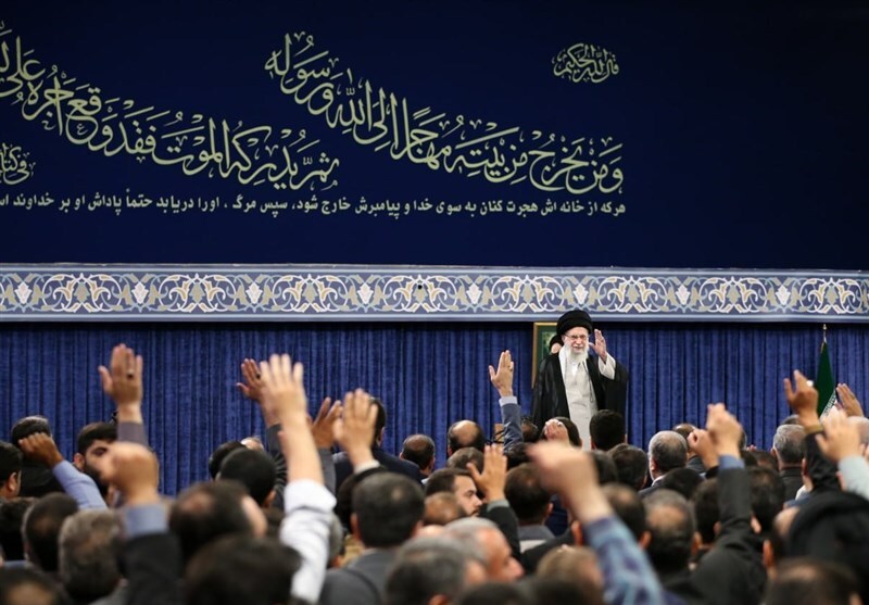 رهبر معظم انقلاب: اینکه بگویند به ایران اجازه غنیسازی نمیدهیم، غلط زیادی است رهبر معظم انقلاب: اینکه بگویند به ایران اجازه غنیسازی نمیدهیم، غلط زیادی است