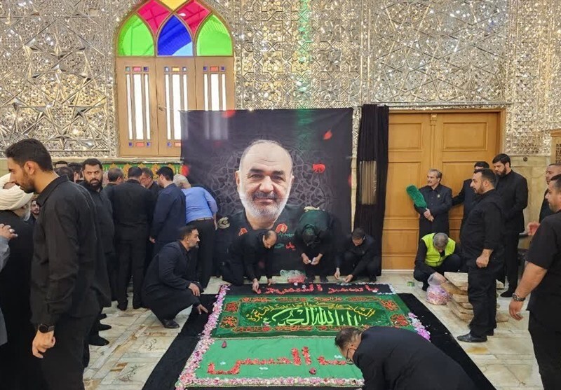 تشییع پیکر شهیدان سلامی و شانهئی در حرم عبدالعظیم تشییع پیکر شهیدان سلامی و شانهئی در حرم عبدالعظیم