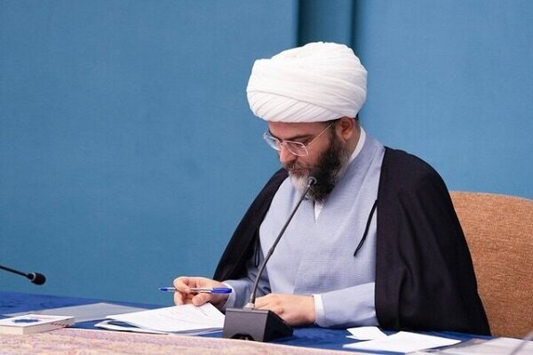 حجت‌الاسلام محمد قمی:
کاسبان تسلیم و بیانیه‌نویسان بدانند: «تسلیم آغاز بدبختی است»