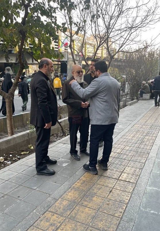 پیکرهای مطهر ۱۰۰ شهید گمنام در تهران تشییع شد پیکرهای مطهر ۱۰۰ شهید گمنام در تهران تشییع شد