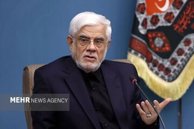 عارف: دشمن التماس می‌کند تا درباره تنگه هرمز مذاکره کنیم