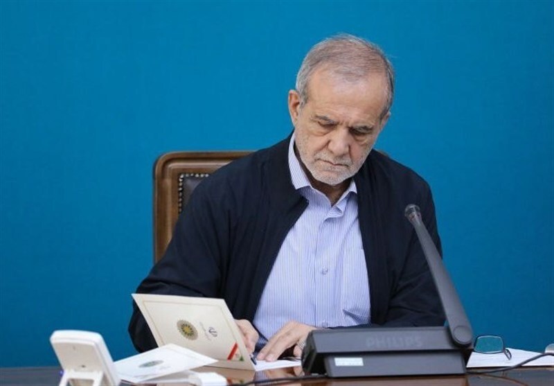 قدردانی پزشکیان از حمایت‌های آیت‌الله‌العظمی سیستانی