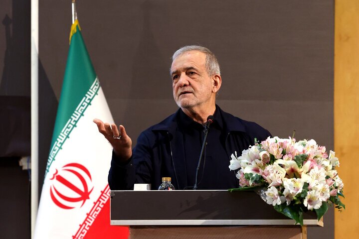 پزشکیان: اگر ارز ترجیحی حذف نمی‌شد دچار قحطی می‌شدیم