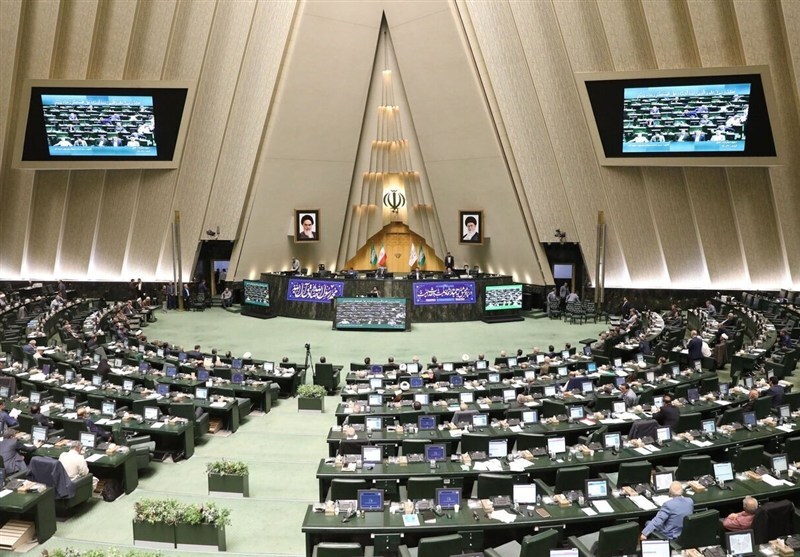 حضور وزیر راه در جلسه فردای مجلس برای پیگیری مشکلات مردم
