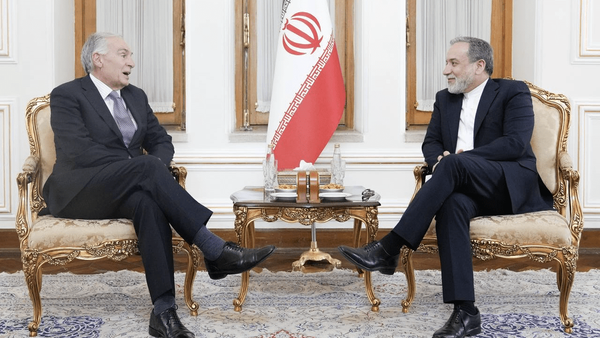 تأکید عراقچی بر استمرار حمایت ایران از مردم و  تمامیت ارضی لبنان