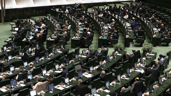 برگزاری جلسه رسمی مجلس بعد از تشییع پیکر رهبر شهید انقلاب