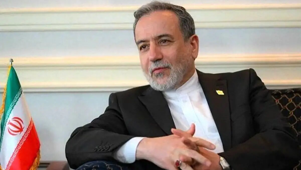 عراقچی: تفاهم با عمان به‌معنی بازگشایی تنگه هرمز نیست