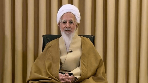 آیت‌الله جوادی آملی: ملت ایران هرگز آغازگر تجاوز نبوده‌اند