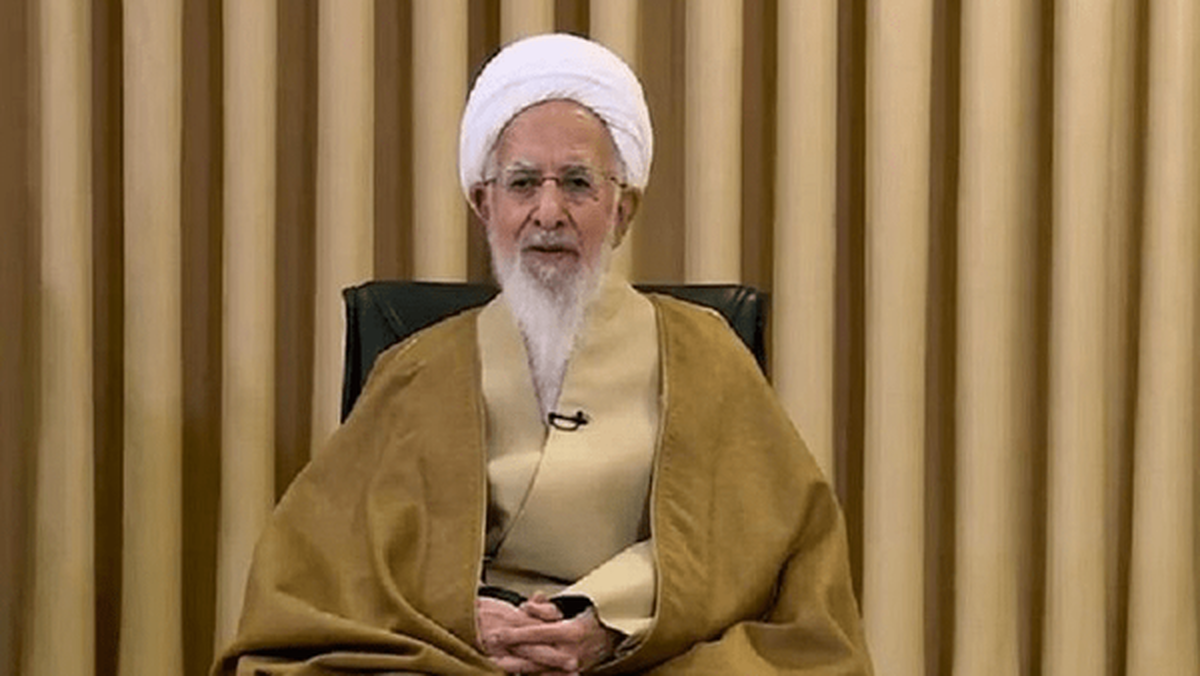 آیت&zwnj;الله جوادی آملی: ملت ایران هرگز آغازگر تجاوز نبوده&zwnj;اند