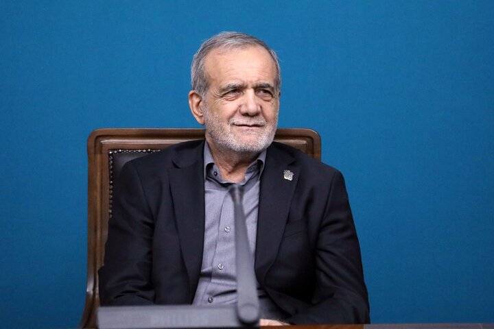 پزشکیان: انسجام و وحدت محور مرکزی اطلاع‌رسانی دولت است