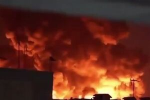 آمریکا و عربستان به عراق حمله هوایی کردند