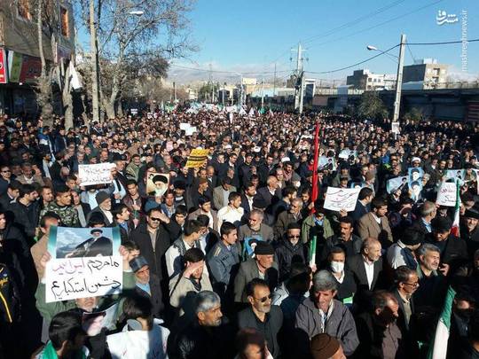 راهپیمایی مردم نهاوند علیه آشوبگران