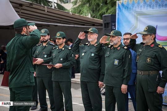 مراسم صبحگاه مشترک سپاه تهران بزرگ، با حضور سردار «محمدرضا یزدی» فرمانده سپاه محمد رسول الله (ص) در میدان صبحگاه سپاه حضرت محمد رسول الله (ص) تهران بزرگ برگزار شد.
