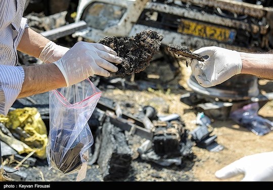 شامگاه سه‌شنبه ۱۹ تیر، یک اتوبوس مسافربری هنگام خروج از ترمینال سنندج با تانکر نفتکشی که ترمزش بریده بود، برخورد کرد و اتوبوس دچار حریق شد. تاکنون آمار کشته‌شدگان این حادثه، ۱۱ نفر اعلام شده است. بر این اساس در استان کردستان سه روز عزای عمومی اعلام شد. آثار و همچنین لاشه سوخته یک دستگاه اتوبوس و تانکر حمل سوخت و دو خودرو سواری در سنندج از سوی نیروهای امدادی از محل وقوع حادثه جمع آوری شد.