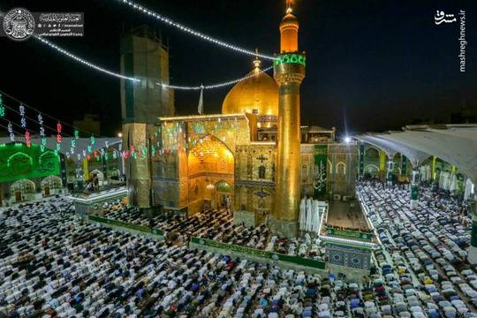 حرم حضرت علی(ع) در آستانه عید سعید غدیر خم مملو از عاشقان و زائران اهل بیت(ع) از داخل و خارج عراق شده است.