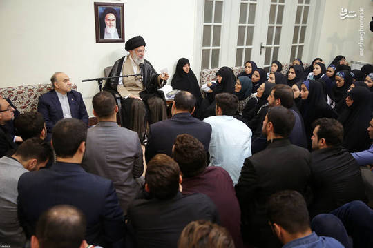 جمعی از مدال آوران کاروان ورزشی جمهوری اسلامی ایران در بازی‌های آسیایی اندونزی  با رهبر معظم انقلاب اسلامی دیدار کردند.