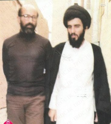 جوانی آیت الله هاشمی شاهرودی در کنار شهید مصطفی چمران
