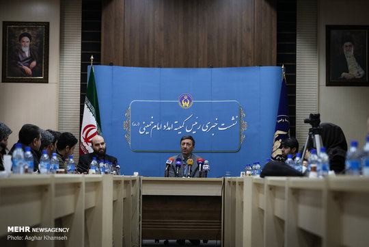 نشست خبری پرویز فتاح رئیس کمیته امداد امام خمینی (ره) با حضور اصحاب رسانه در سالن همایش فجر کمیته امداد امام خمینی (ره) برگزار شد.
