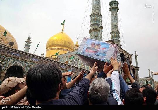 پیکر مطهر شهید احمد جلالی نسب که در ۲۲ آذر ماه ۱۳۹۵ در دفاع از حریم حرم اهل بیت (س) در شهر تدمر سوریه به فیض شهادت نائل شده بود و به عنوان شهید جاویدالاثر به شمار می‌رفت، با بازگشت پیکرهای جدید شهدا به کشور و از طریق آزمایش DNA شناسایی و بر دوش همرزمان خود و مردم قدرشناس قم تشییع و در قطعه شهدای مدافع حرم گلزار شهدای قم به خاک سپرده شد.