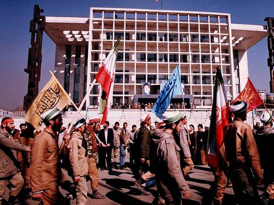 کاروان اعزام رزمندگان 8 سال دفاع مقدس به جبهه‌ها