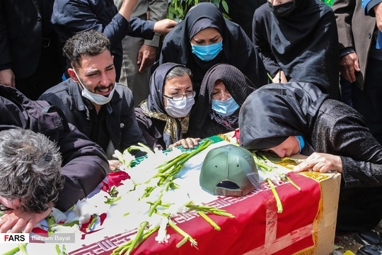 تشییع دو شهید محیط‌بان زنجانی