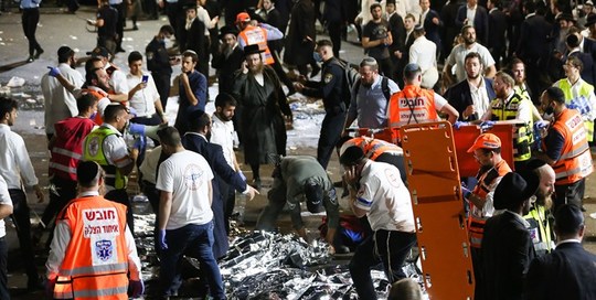 حادثه سقوط یک پل در شمال فلسطین اشغالی که 340 نفر از یهودیان افراطی کشته و یا زخمی شدند