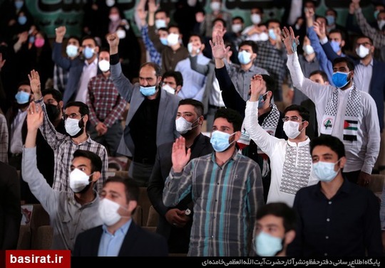 ارتباط تصویری مقام معظم رهبری با نمایندگان تشکل‌های دانشجویی در روز سه شنبه 21 اردیبهشت ماه