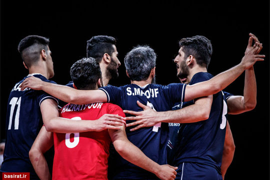پیروزی تیم ملی والیبال ایران برابر آمریکا