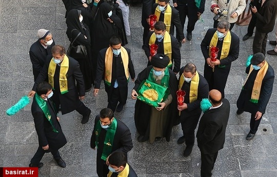 آئین تعویض پرچم گنبد حرم حضرت عبدالعظیم حسنی(ع) به مناسبت شب میلاد آن حضرت