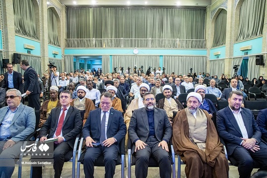 روز دیپلماسی فرهنگی و تعامل با جهان
