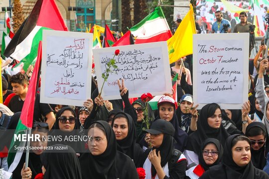 استقبال مردم تهران از اصحاب طوفان‌ الاقصی