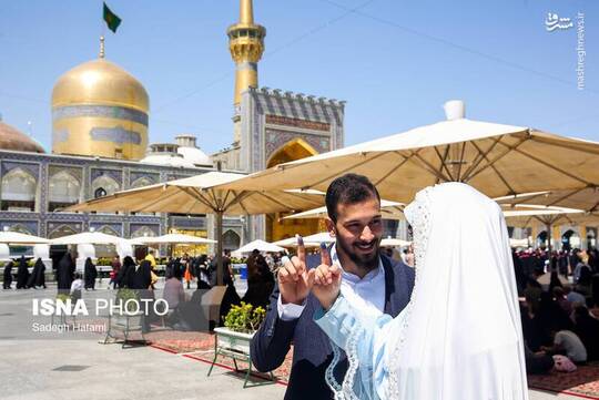 مشهد الرضا در دور دوم چهاردهمین انتخابات ریاست جمهوری