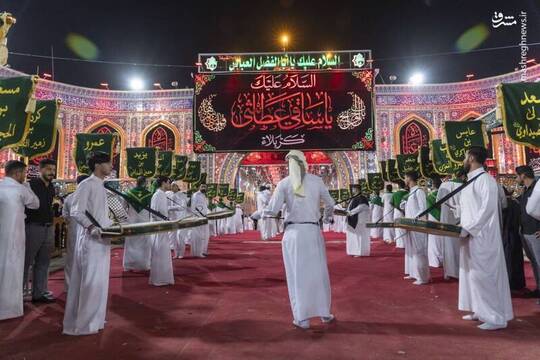 کاروان نمادین یاران امام حسین(ع) در کربلا