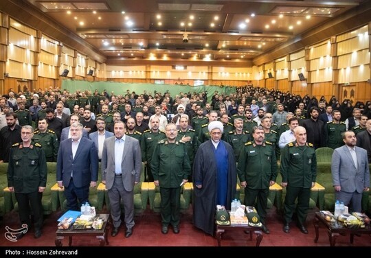 همایش تجلیل از دست اندرکاران راهیان نور و پیشرفت.