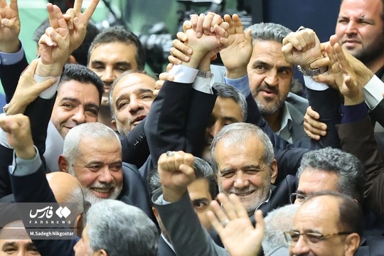 اسماعیل هنیه و مسعود پزشکیان در تحلیف ریاست جمهوری