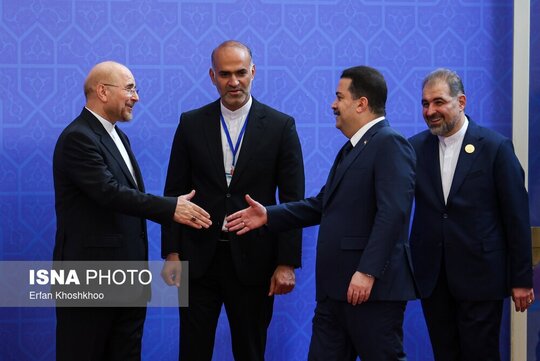 استقبال رئیس مجلس شورای اسلامی از مهمانان مراسم تحلیف چهاردهمین دوره ریاست جمهوری